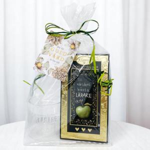 Presentset Cellofan - Lärare (lykta, chokladpraliner och kort)