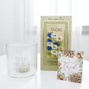 Presentset Tack (ljuslykta, chokladpraliner och kort)