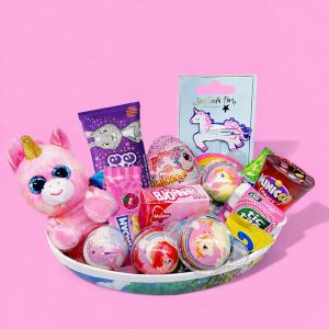 Påskägg Enhörning med gosedjur, skoj och godis